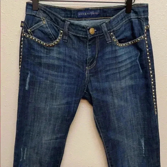 ROCK & REPUBLIC Women’s Studded Jeans - Picture 2 of 6